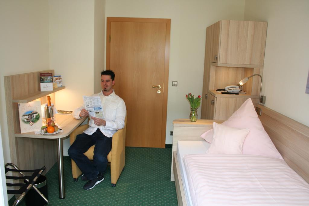 Hotel Sonnenhof باد ويلباد المظهر الخارجي الصورة